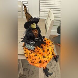 Broomstick Blvd 27"Halloween Witch Figurine|Black&Orange w Silver&Spider Accents